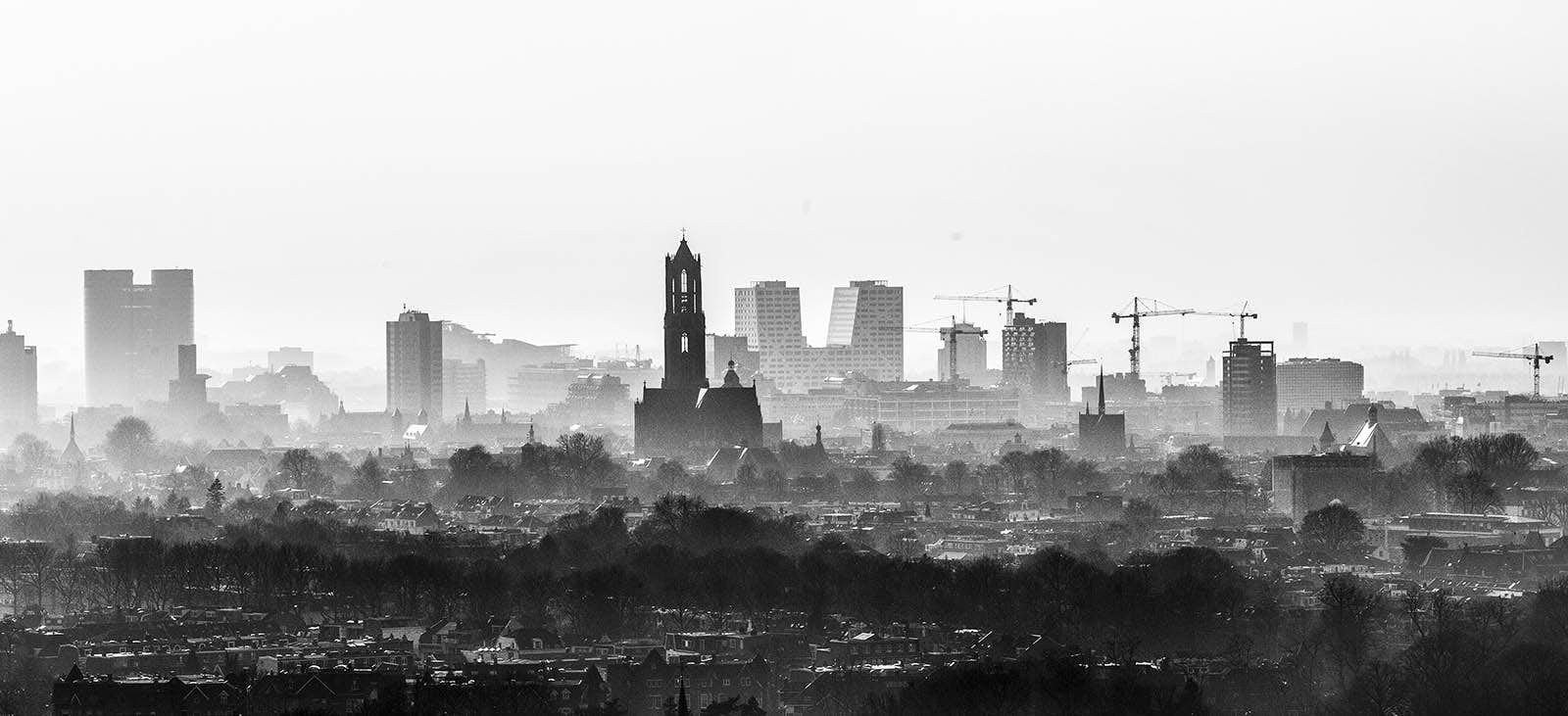 Skyline van Utrecht met de Domtoren
